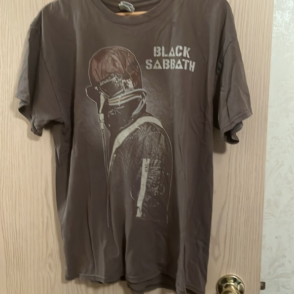 3 rock brand T-shirts size med - Picture 8 of 10
